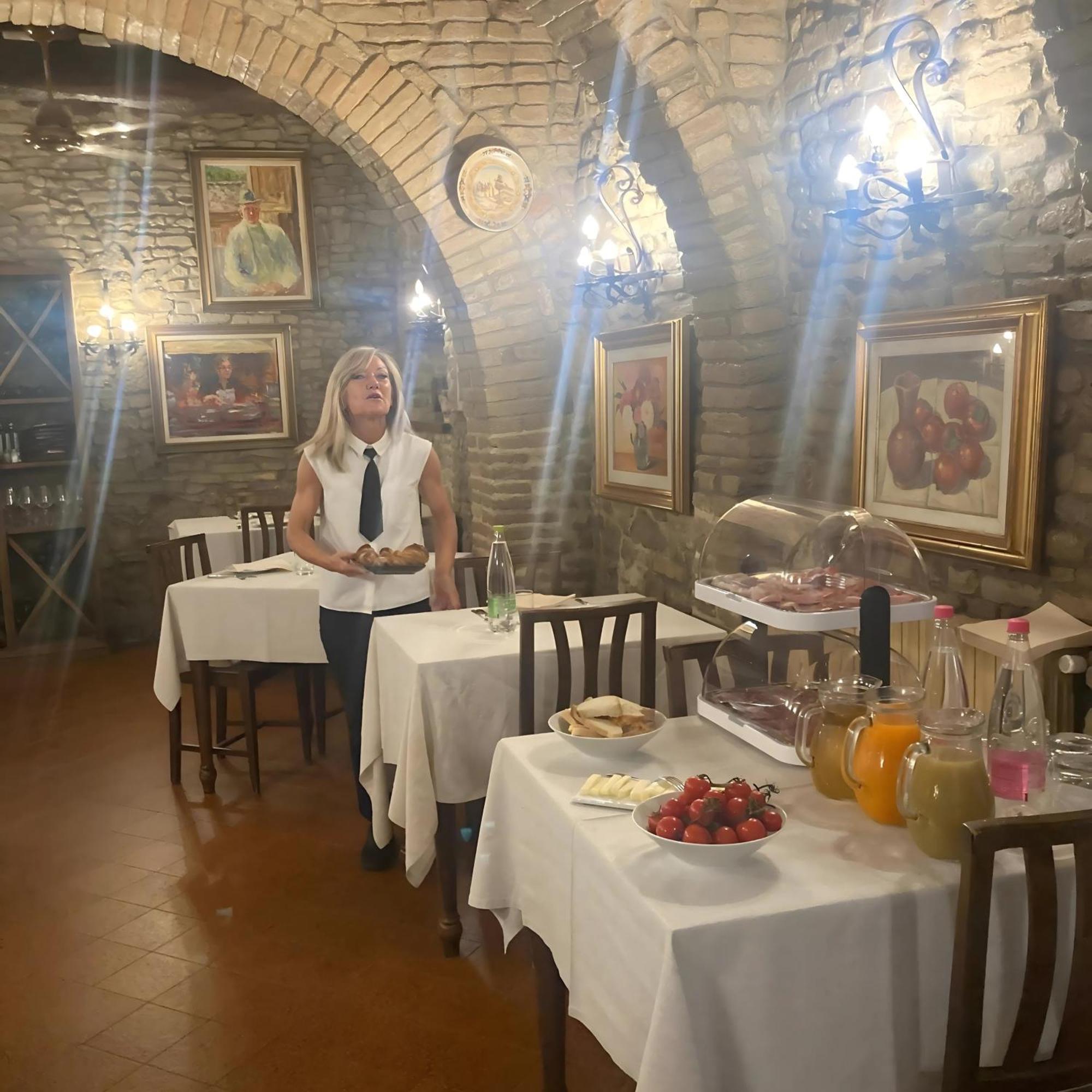 Locanda Il Pino 산지미냐노 외부 사진